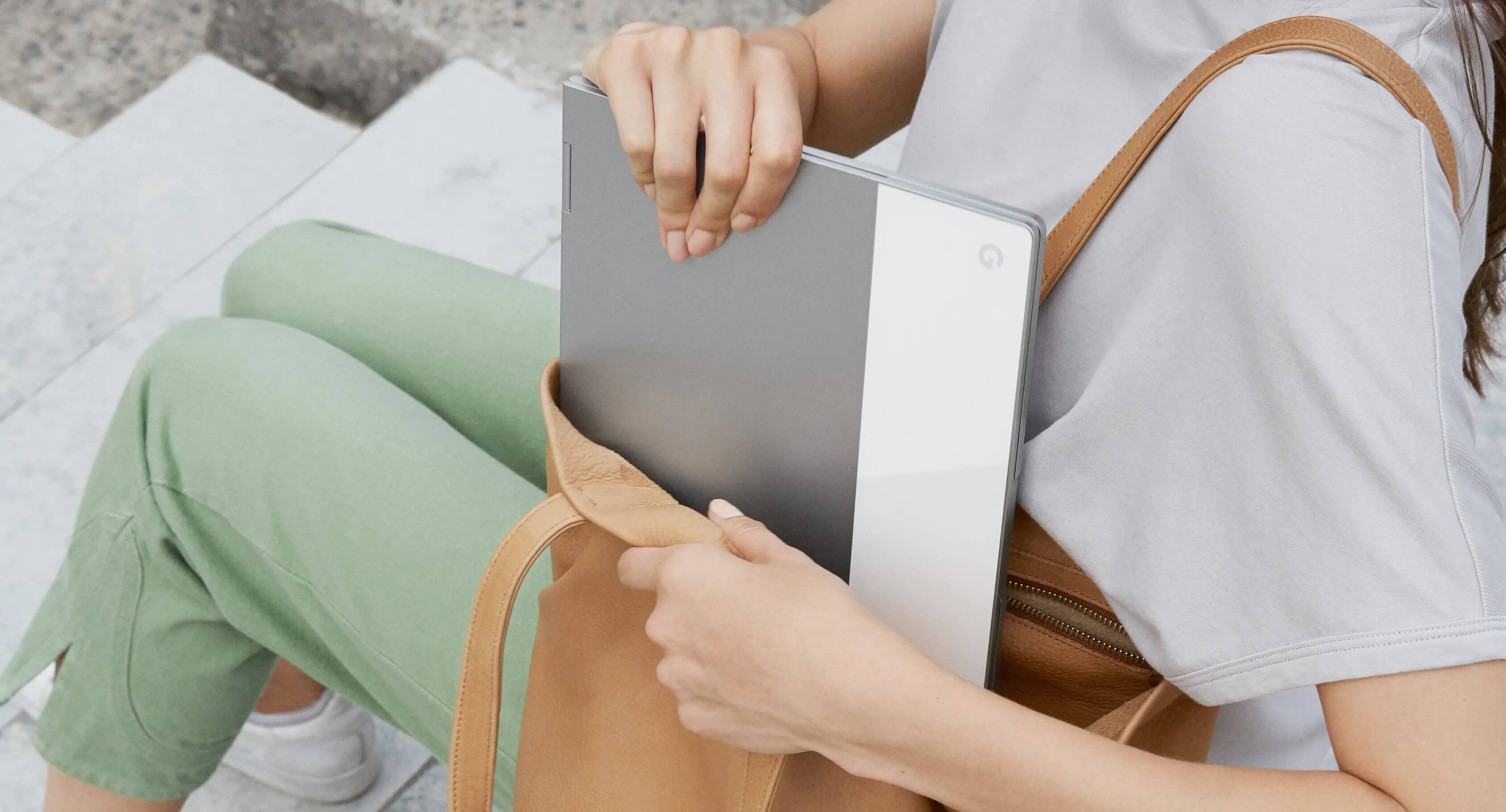 Laptop & Desktop Image